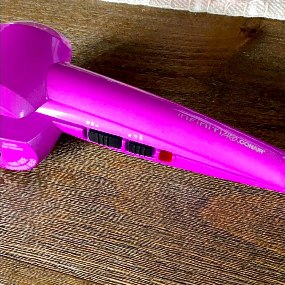 Connor Infiniti Pro Curling Iron